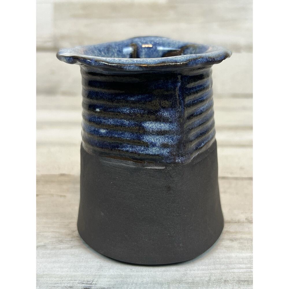 Studio Art Pottery Ruffled Vase Pen Holder Signed MT Blue Black Appalachian